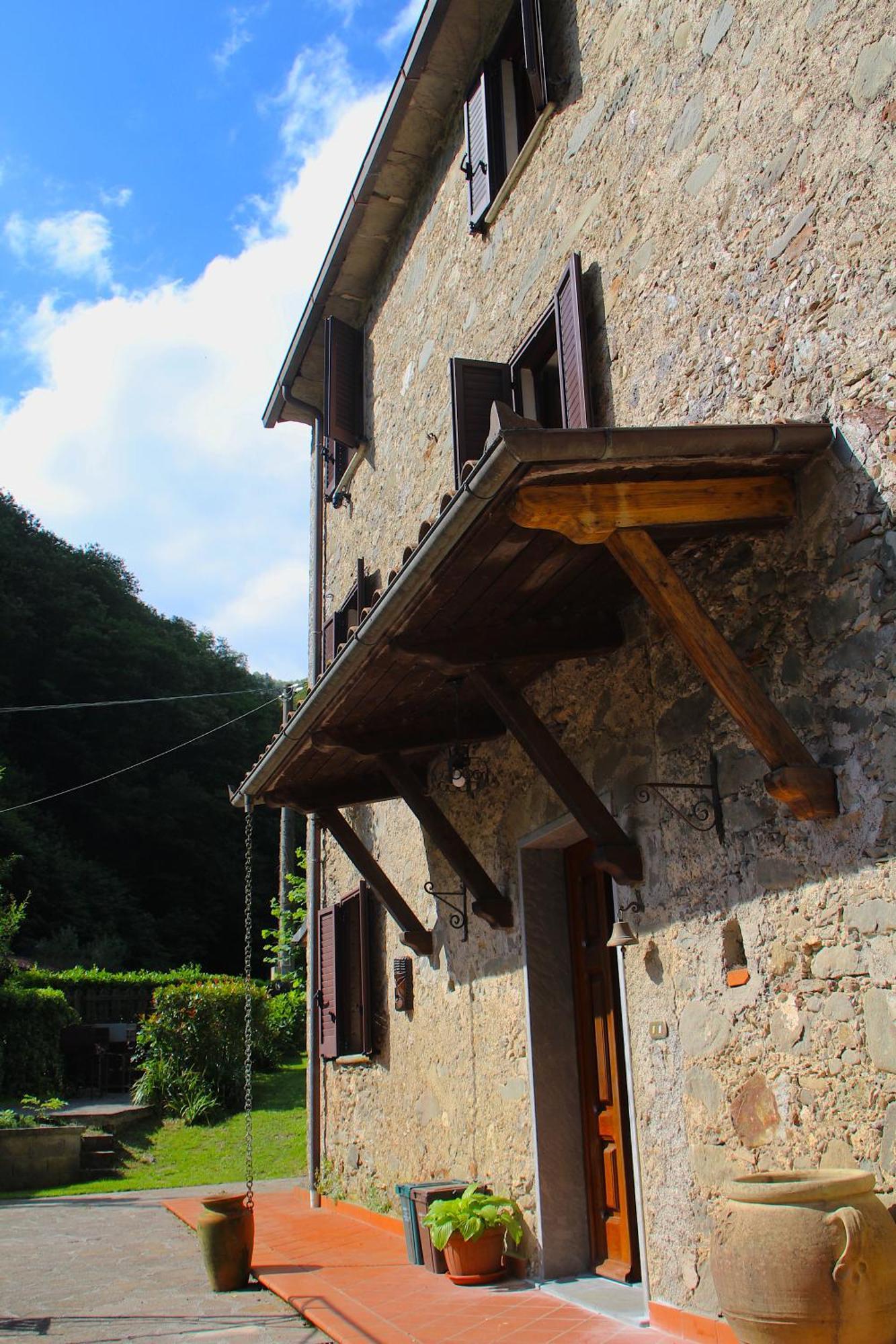 Casa Vacanze Il Boscaccio "Casa Massimo" Fornovolasco Exterior photo